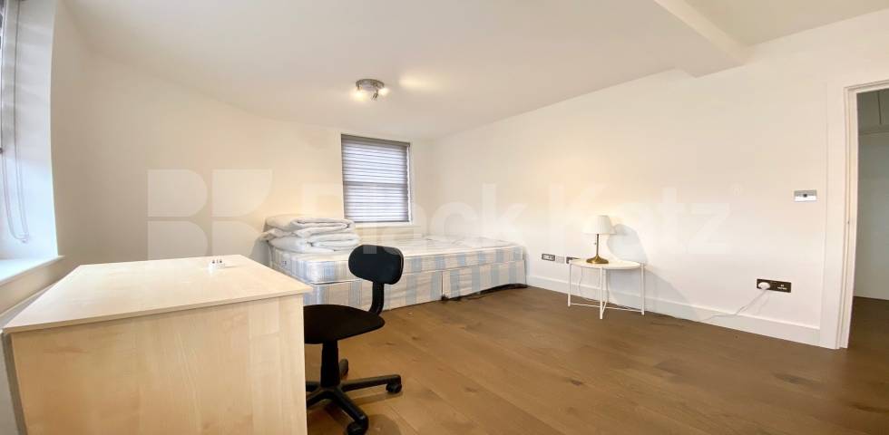 			NEWLY RENOVATED, 2 Bedroom, 1 bath, 1 reception Apartment			 Cloudesley Road N1, Angel